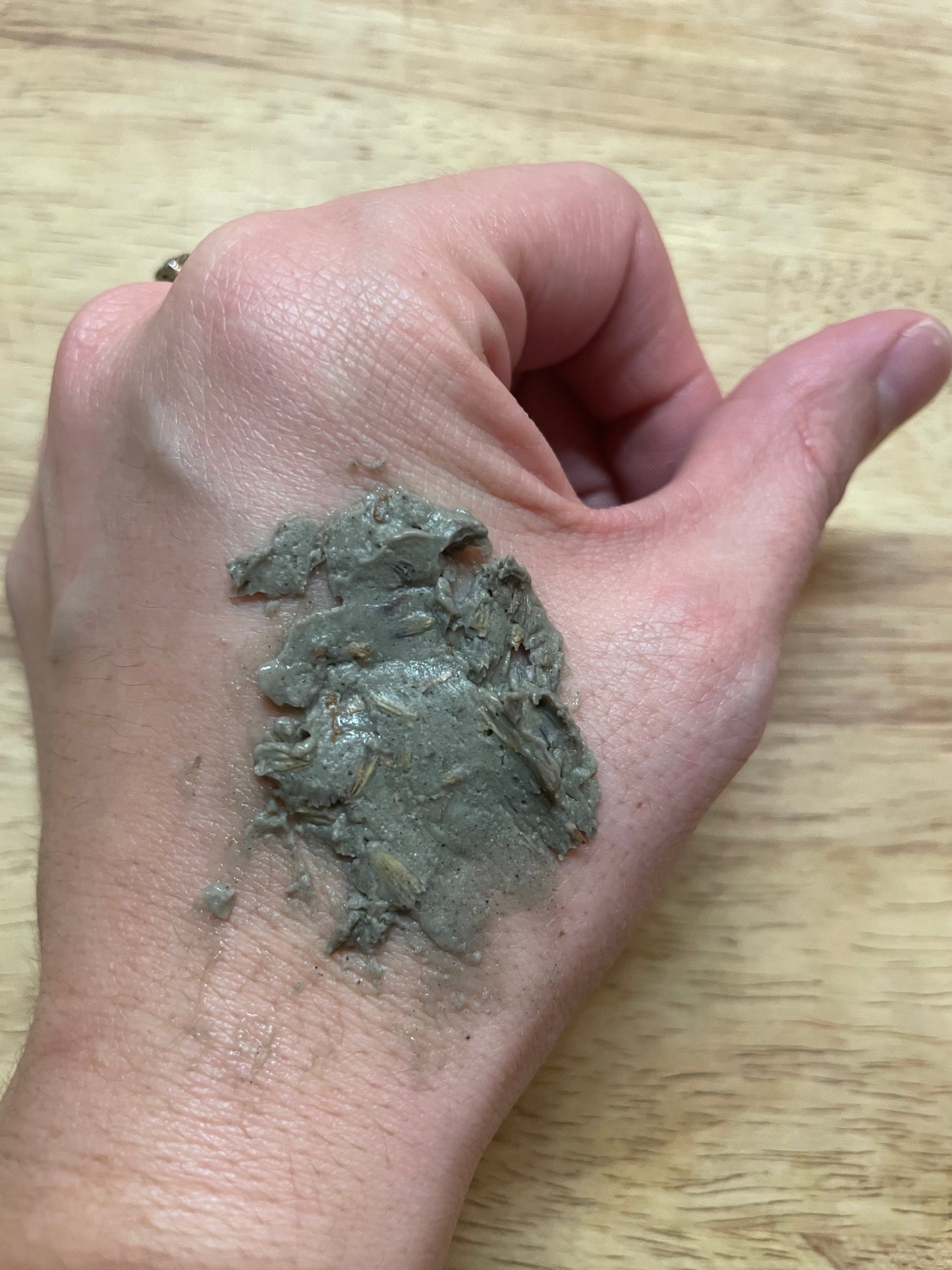 Anti-Itch Lavender Bentonite Clay Powder